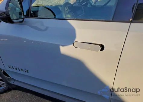 2025 Rivian R1S Adventure z USA, uszkodzony, nr VIN 7PDSGBBA3SN066045